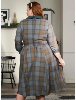 HUNIVERS Her Universe Outlander Tartan Plaid Swing Dress Plus Size -Her Universe shop unnamed file 109