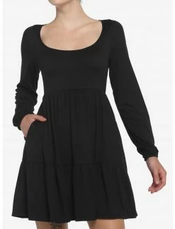 HUNIVERS Black Tiered Long-Sleeve Dress