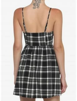 ALMOST Black & White Plaid Zipper Dress -Her Universe shop unnamed file 1854