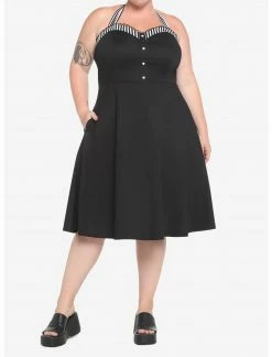 HUNIVERS Black & White Stripe Retro Halter Dress Plus Size -Her Universe shop unnamed file 2054