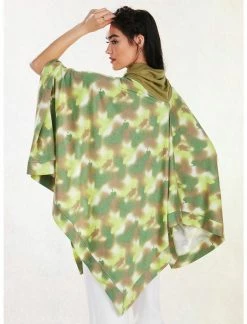 HUNIVERS Her Universe Star Wars Leia Endor Skirt Poncho -Her Universe shop unnamed file 2227