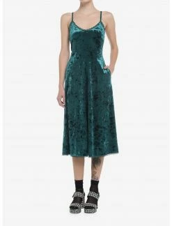 HUNIVERS Green Velvet Midi Slip Dress -Her Universe shop unnamed file 496