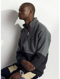 HUNIVERS Our Universe Star Wars Ahsoka Tano Black & Grey Half-Zip Sweatshirt -Her Universe shop unnamed file 816