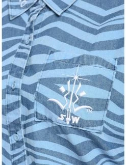 HUNIVERS Her Universe Star Wars Ahsoka Tano Chambray Woven Tie-Front Button-Up Plus Size Her Universe Exclusive -Her Universe shop unnamed file 838