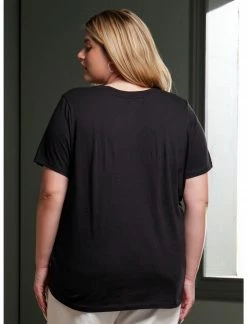 HUNIVERS Her Universe Black Crewneck Favorite T-Shirt Plus Size -Her Universe shop unnamed file 845