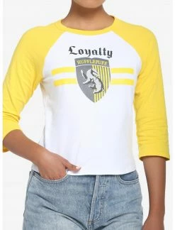 HUNIVERS Harry Potter Hufflepuff Varsity Crop Raglan T-Shirt